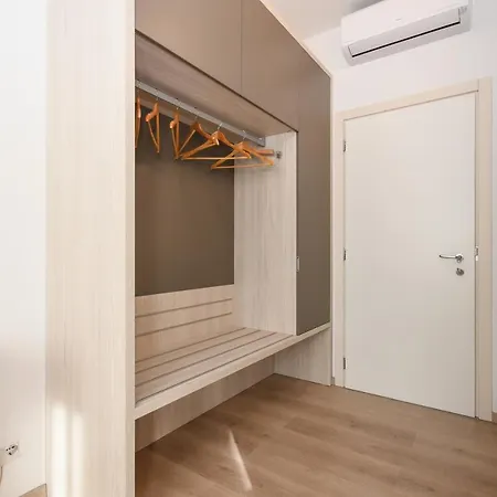 Franca Aparthotel