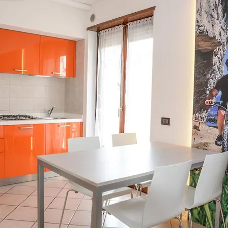 Franca Aparthotel 2*